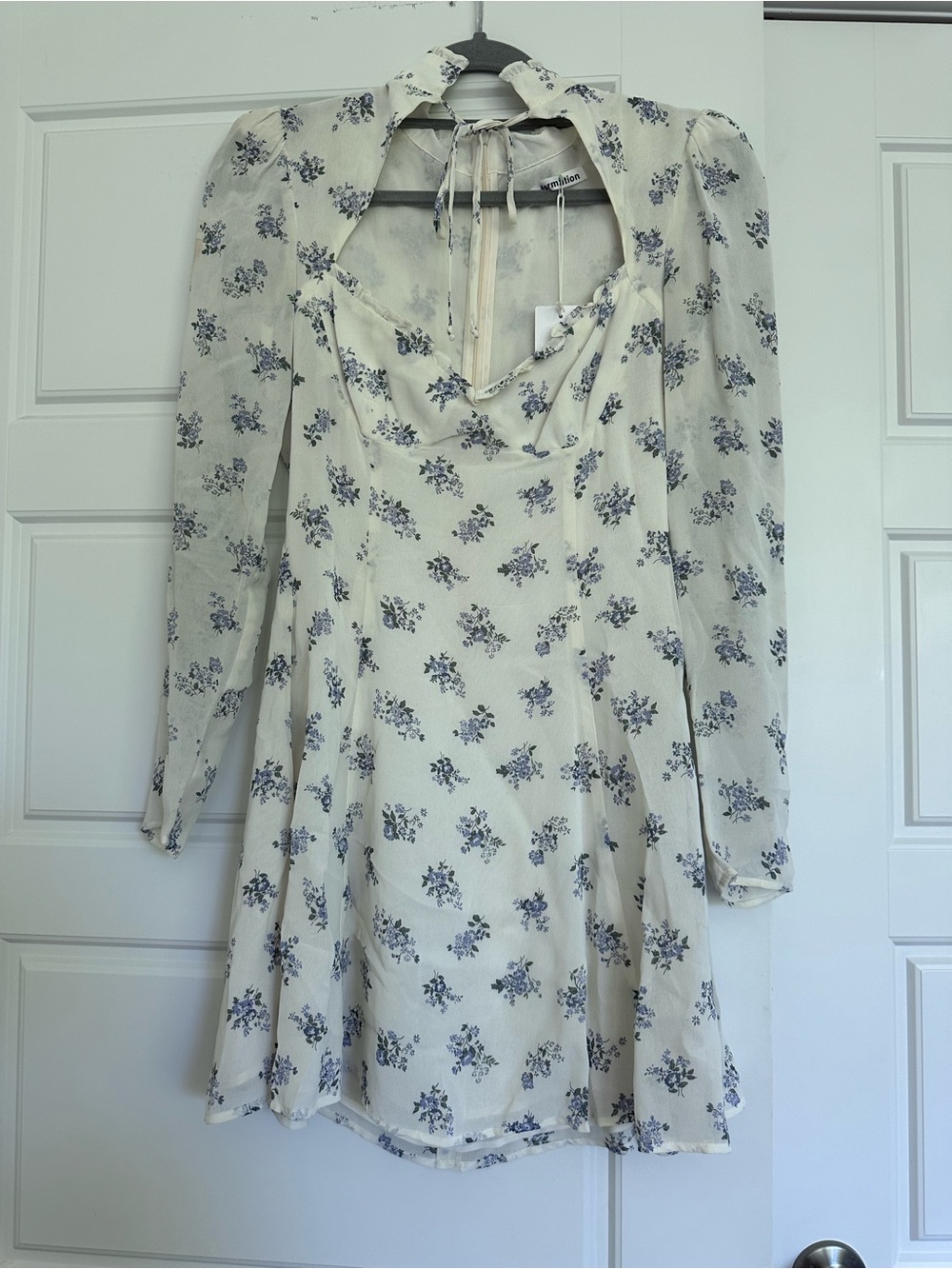 Reformation Vivianne Dress - Picture 2 of 8